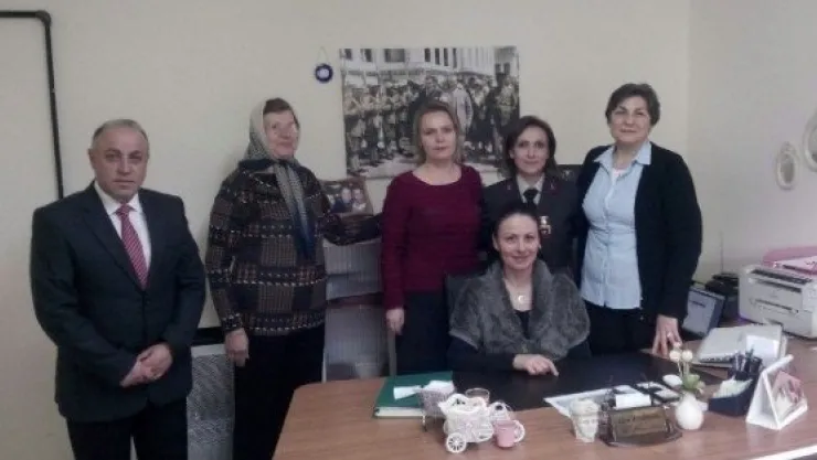 İl Jandarma Komutanlığı Kadın Derneklerini Ziyaret Etti