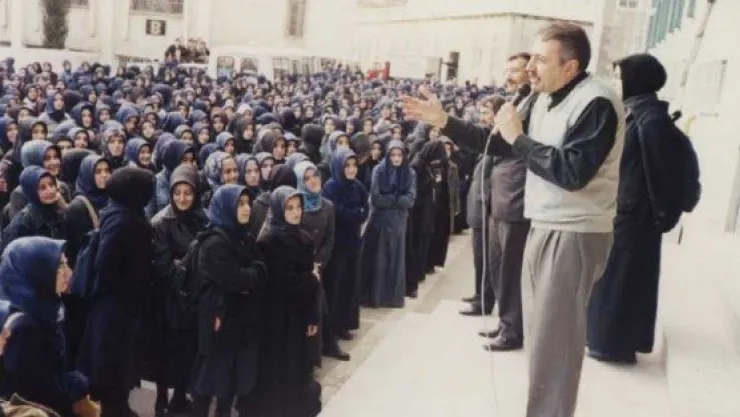 İMAM HATİP OKULLARININ 100 YILLIK TARİHİNE BİR BAKIŞ… 