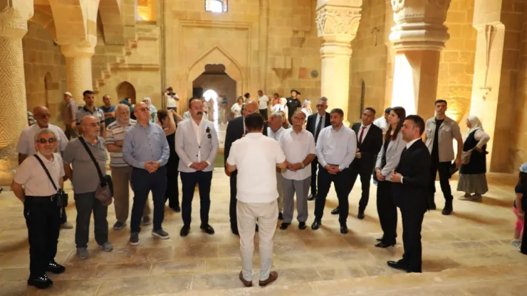 İpekyolu Forumu Kültürel Miras Çalıştayı Divriğiˆde Yapıldı