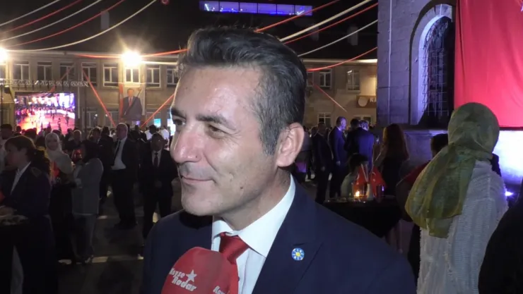 İYİ Partili Şener 'Bu millet, Türküyle, Kürtüyle, Çerkeziyle tek bir yumruk, tek bir millet'