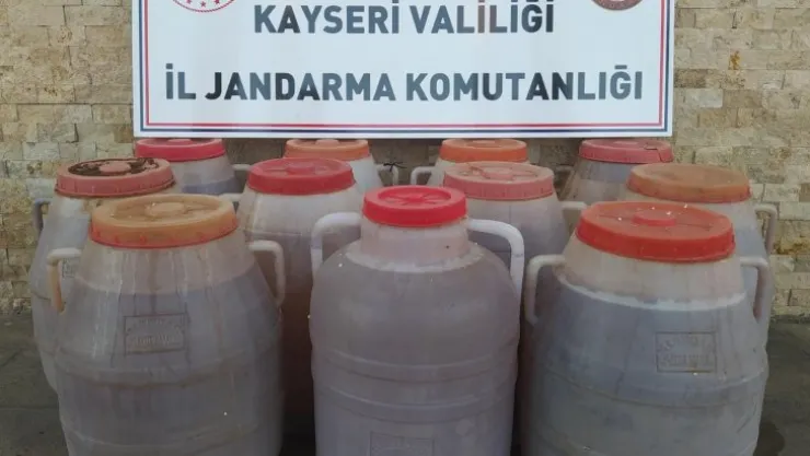 Jandarma'dan kaçak şarap operasyonu