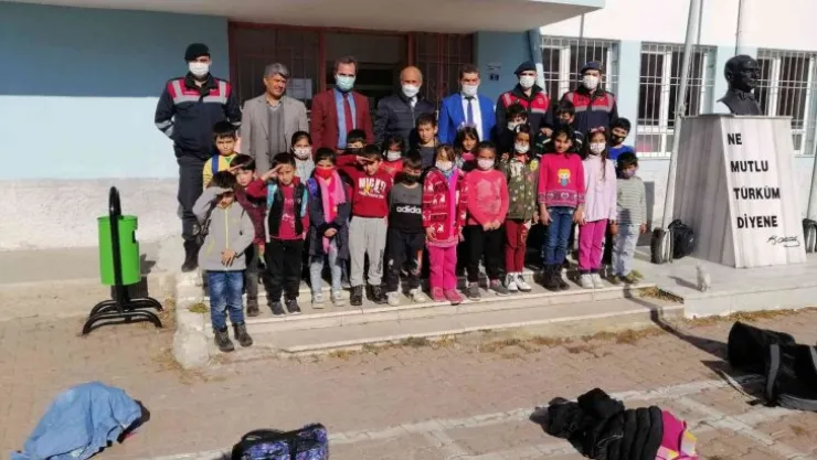 Jandarmadan servis araçları denetimi