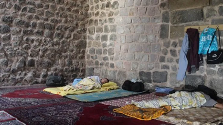 Kadir Gecesini itikafla arıyorlar