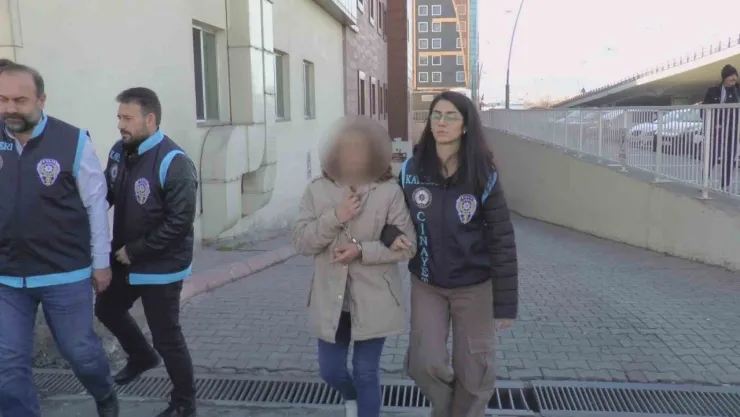 Kavgada 1 kişiyi bıçakla öldüren sanıklar birbirini suçladı
