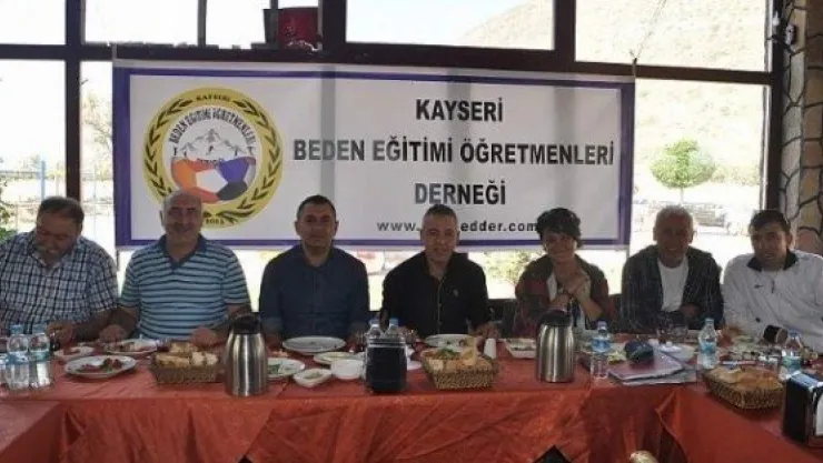 Kaybedder Üyeleri Kahvaltıda Bir Araya Geldi