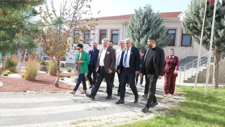 Kayseri Çocuk Evleri Sitesi'nde çalışmalar incelendi