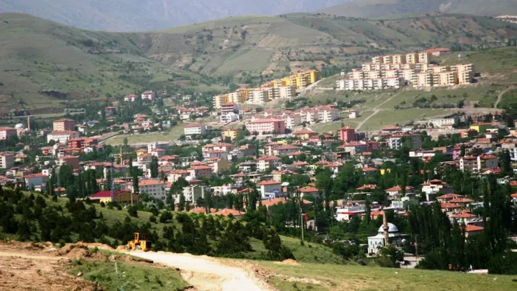 4 büyüklüğündeki deprem korkuttu