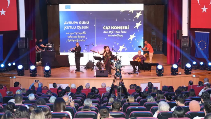 Kayseri'de Avrupa Günü Caz Konseri ile Kutlandı