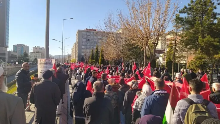 Kayseri'de Filistin için Onbinler Yürüdü
