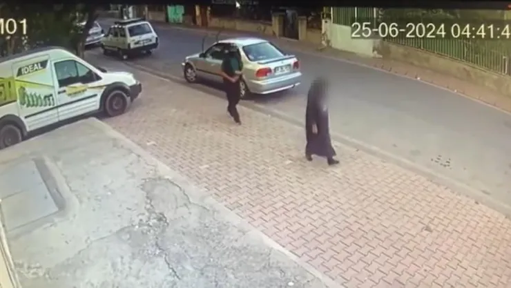 Kar maskeli sapık yakalandı