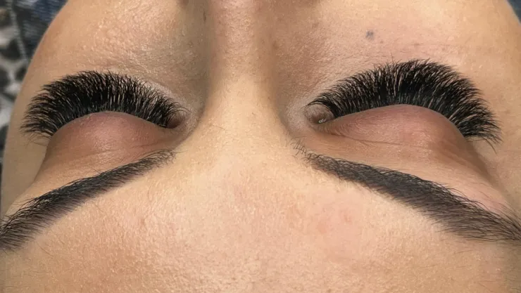 'Kayseri'de kirpik yaptırma yaşı 13'e kadar düştü '