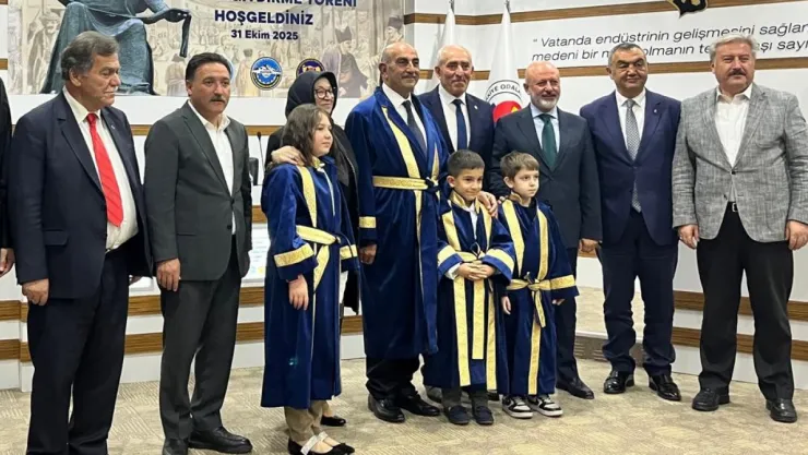 Kayseri'de nostalji geleneği: Yılın Ahisi'ne Kaftan Giydirildi