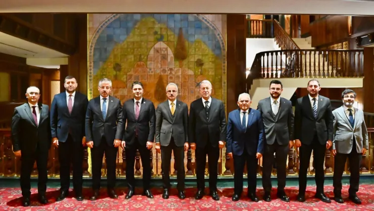 Kayseri heyeti Bakan Uraloğlu ile bir araya geldi