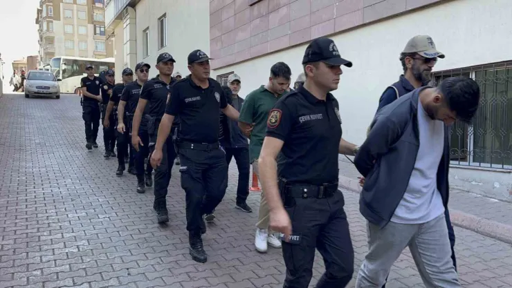 3 milyar liralık yasa dışı bahis operasyonunda 19 kişi tutuklama