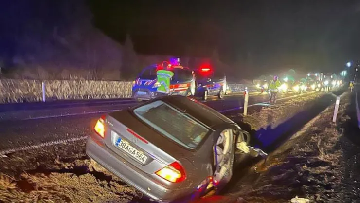 Kayseri-Nevşehir yolunda feci kaza: 3 ölü 6 yaralı 