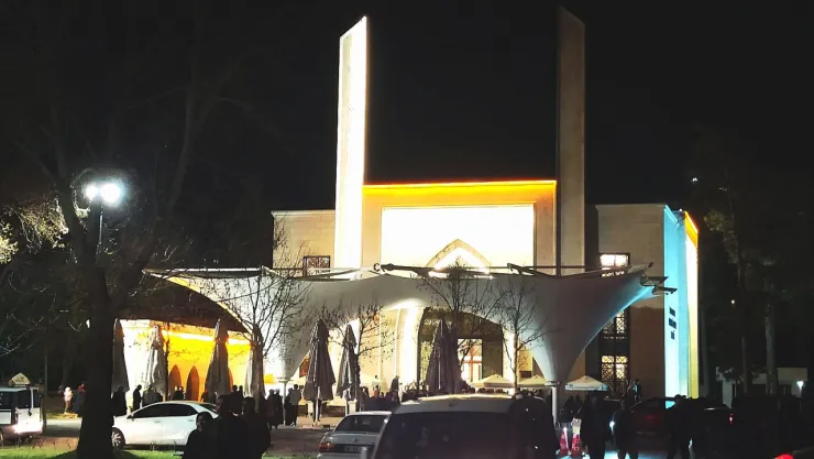 Kayseri'nin son teravih durağı: Org. Hulusi Akar Camii