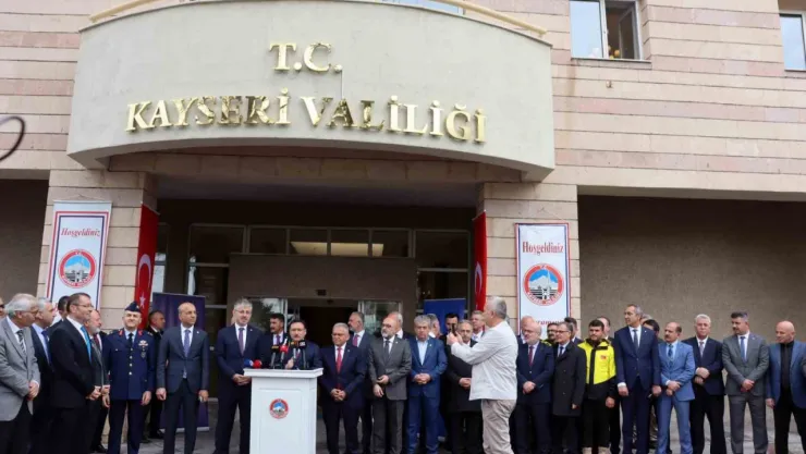 Kayseri protokolü bayram gelmeden bayramlaştı
