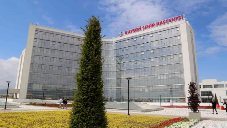 Kayseri Şehir Hastanesi'nde 2022'de 3 milyon 43 bin hastaya hizmet verildi