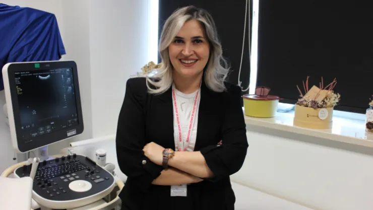 Kayseri Şehir Hastanesi'nde bir ilk: karın iç zarından üreme organı yapıldı
