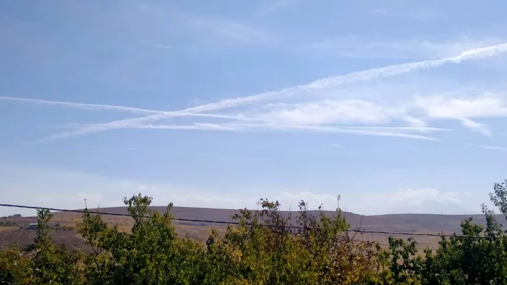 Kayseri Semalarında Gizemli Spreyleme: Kim, Neden ve Ne İçin, bilen yok.