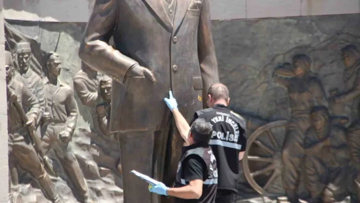 Kayseri Valiliği'nden Atatürk heykeline yapılan saldırı ile ilgili açıklama