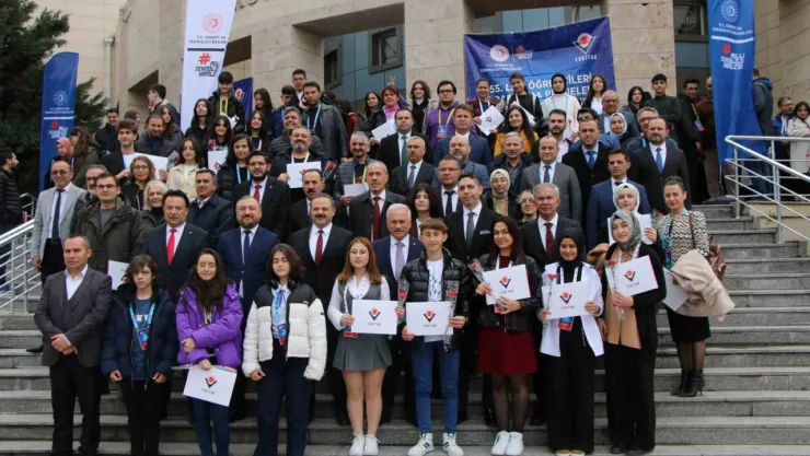 Kayserili öğrencilere TÜBİTAK'tan 12 kategoride 10 birincilik