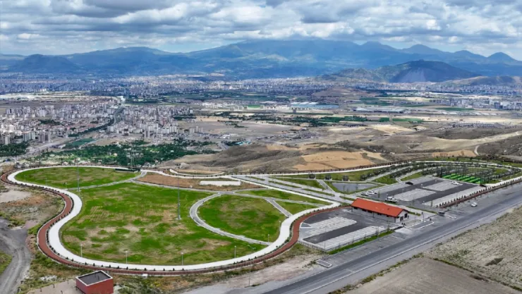 Kayseri'ye Yeni Millet Bahçesi: Şehir Manzarası için Muhteşem Mekan