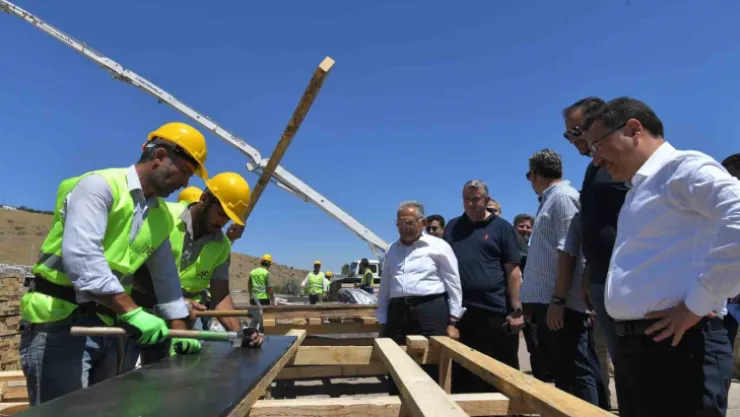 Kayseri Yeşilay Uyuşturucuyla Mücadele Rehabilitasyon Merkezi'nin Temelini atıyor