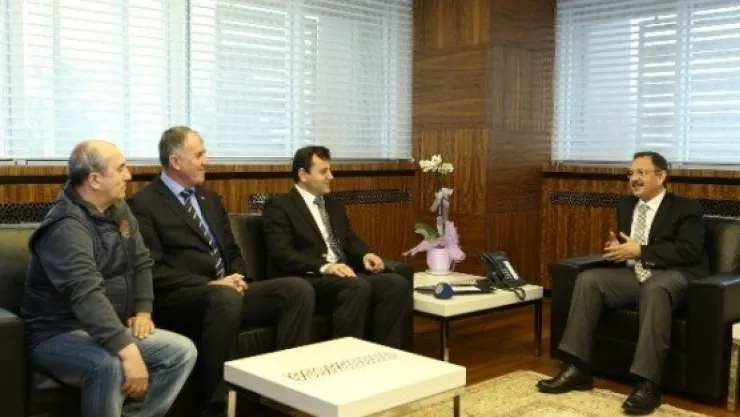 'kayseri Belediyeciliğinden Övgüyle Söz Ediliyor' 