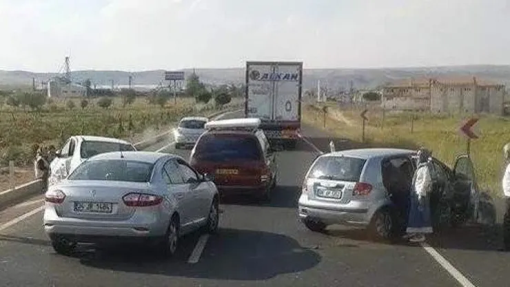 Kayseri'de Trafik Kazası: 6 Yaralı 