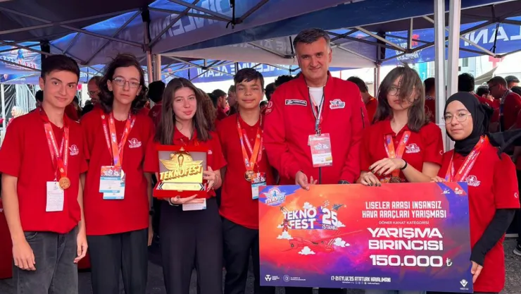 Kayserili öğrenciler TEKNOFEST'ten başarılarla döndü