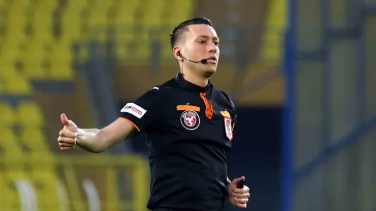 Kayserispor - Fenerbahçe maçını Zorbay Küçük yönetecek