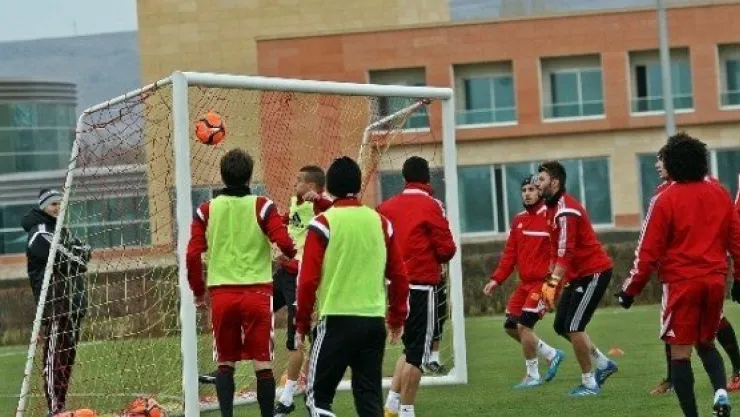 Kayserispor'da Lider Devirme Hesapları