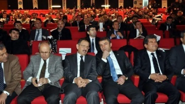 Kentsel Dönüşüm Zirvesi Yapıldı 