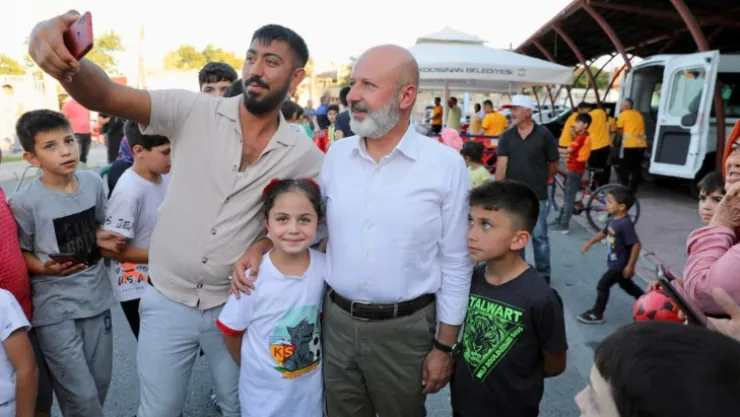 Kocasinan Belediyesi sokak oyunlarıyla çocukların yüzünü güldürüyor