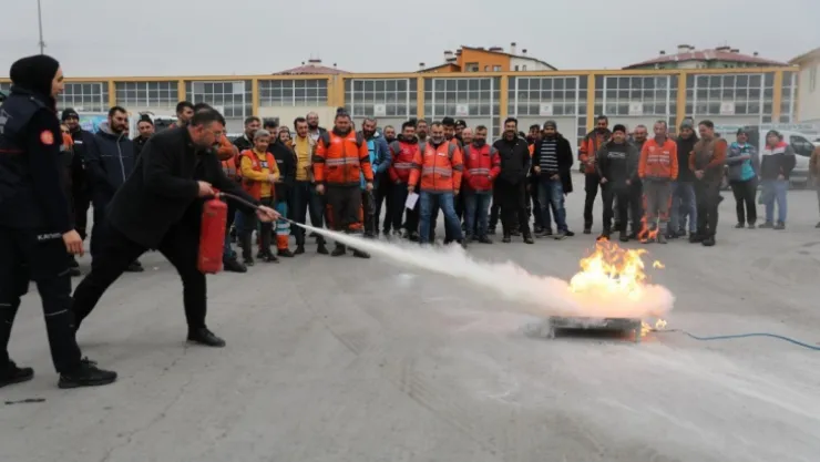 İtfaiyeden gerçeğini aratmayan tatbikat