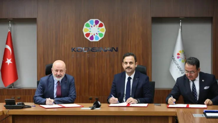 Kocasinan'da ilkokul ve ortaokul öğrencilerine kahvaltı desteği için imzalar atıldı