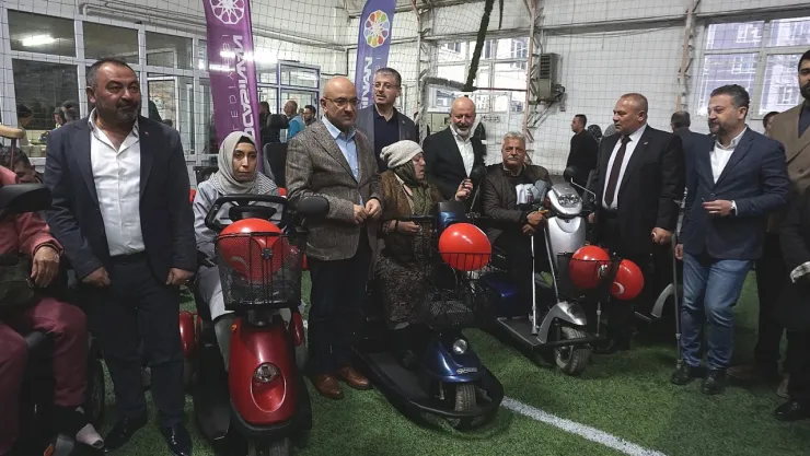 Kocasinan'da Ramazan Bereketi: 40 Akülü Engelli Aracı Sahiplerine Teslim Edildi