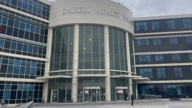 Komşu kavgası nedeniyle açılan davanın karar duruşması görüldü