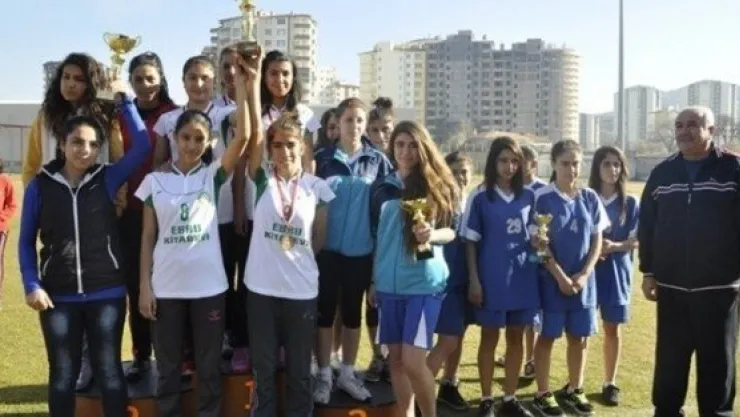 Kros Yarışlarına Yoğun İlgi