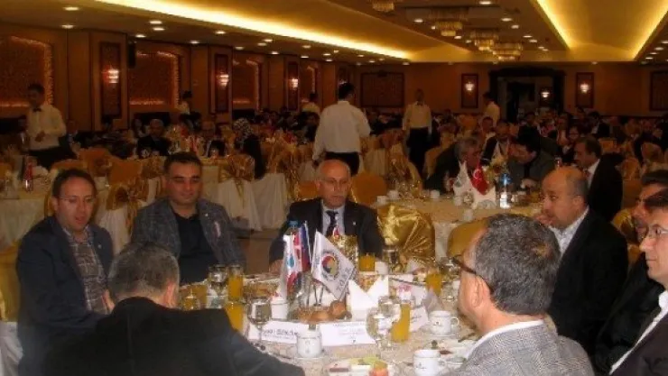 Kto'nun Yeni Üyeleri Kahvaltıda Buluştu 