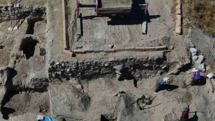 Kültepe Kaniş-Karum'da Tarihi Keşif: Sarayın Altında Yeni Bir Saray Bulundu