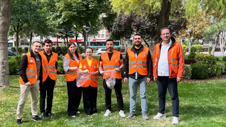 LÖSEV'den dünya temizlik gününde  farkındalık çalışması