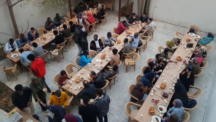 Medeniyetin Burçları Derneği'nde uluslararası iftar programları düzenleniyor