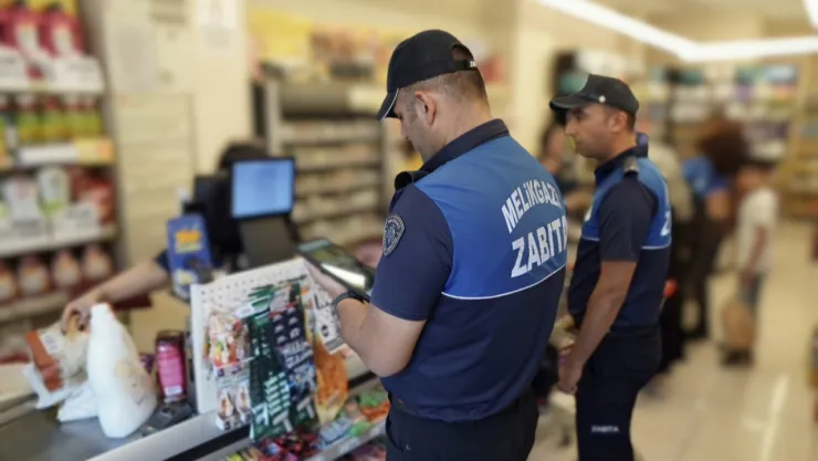 Melikgazi Belediyesi Zabıta Ekipleri market ve fırınlarda denetim yaptı