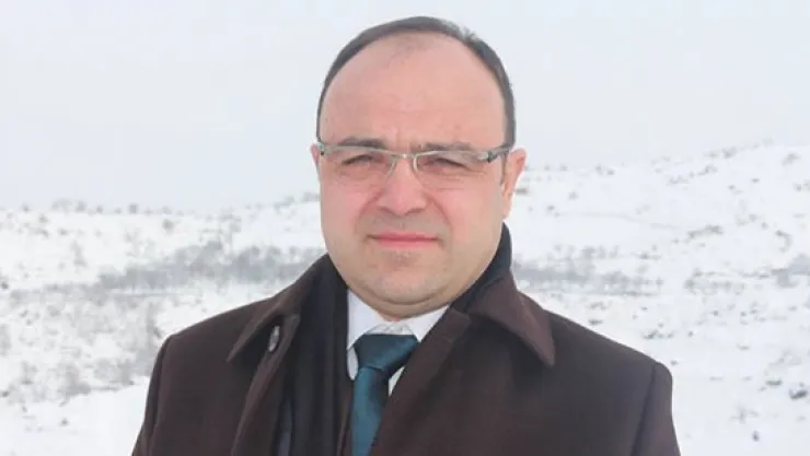 Melikgazi Kaymakamı Erkaya yırık da aday adaylığı için istifa etti