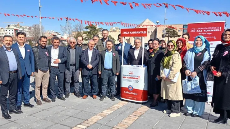Memur-Sen'den Anayasa değişikliği çağrısı: 'Aile Korunsun, Nesiller Güvende Olsun'