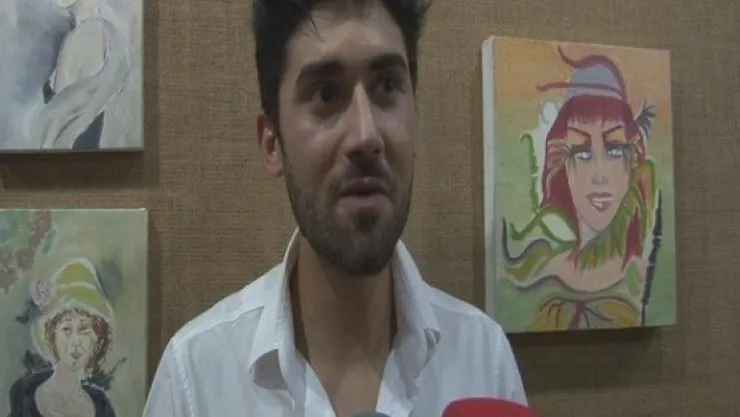 Mezun Oldu, Sergi Açtı 