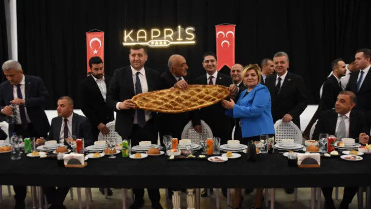 MHP'li Özdemir: Mücadelenizde kimlerin sizinle beraber olduğu çok anlamlı