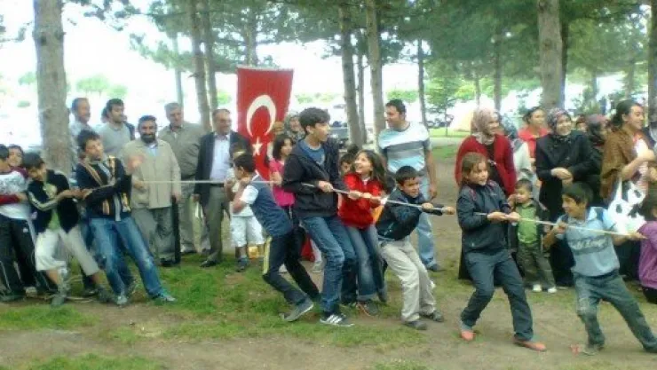 Millet Deneği Geleneksel Pilav Şenliği Yapıldı